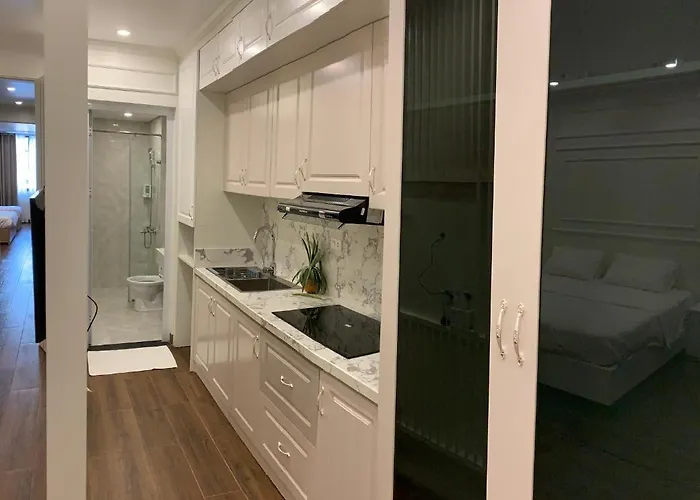 Hometel Gia Hung Khang Aparthotel